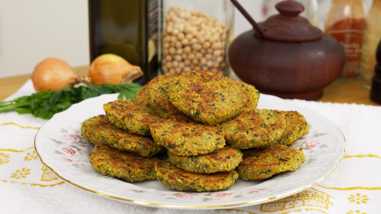 Falafel – pljeskavice od slanutka ili leblebije bez prženja u dubokom ulju