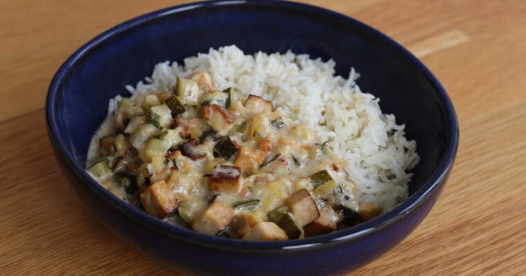 Umak sa tikvicama i dimljenim tofuom